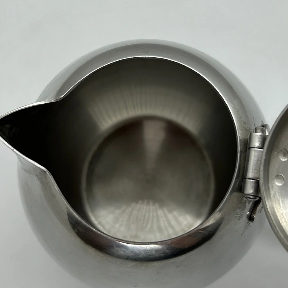 N/A elegant vintage